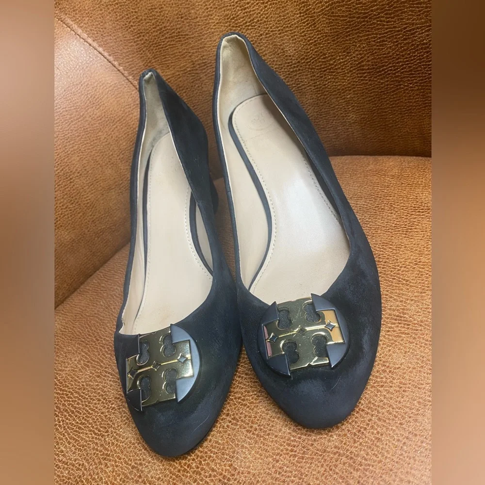 Tory Burch Black Suede Wedge Flats / Pumps - Size 9